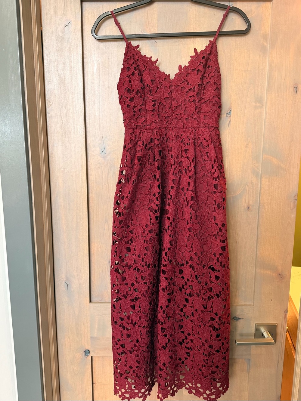 Astr Burgundy Lace Midi Dress with Spaghetti Straps